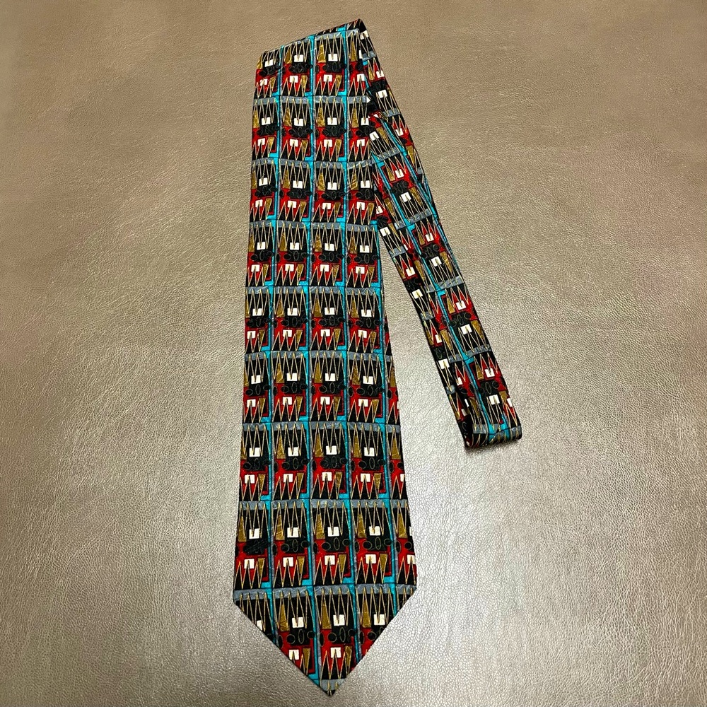 SCENARIO NECK TIE BY MARTIN WONG SILK ABSTRACT THEME.